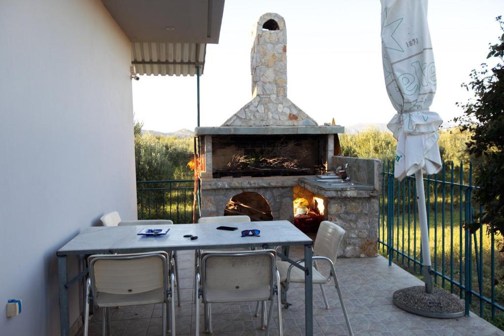 House With Sea Breeze-Anemelia Apartment Nafplio Bagian luar foto